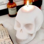gnooss-boutique-La curieuse fabrique-bougies-artisanales-bougie-tete-de-mort